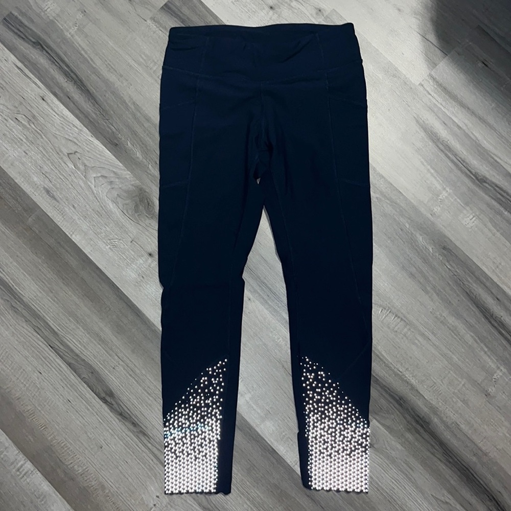 Lululemon running reflective